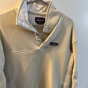 Patagonia Cream Oatmeal Snap-T Pullover